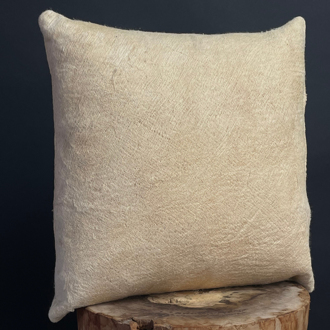Coussin en écorce d'arbre blanche, décoration d'intérieure en matière naturelle