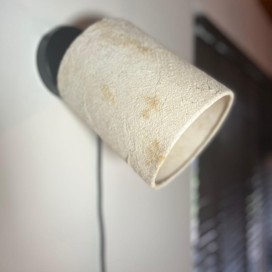 Applique orientable en tissu d'écorce d'arbre, luminaire en matière naturelle